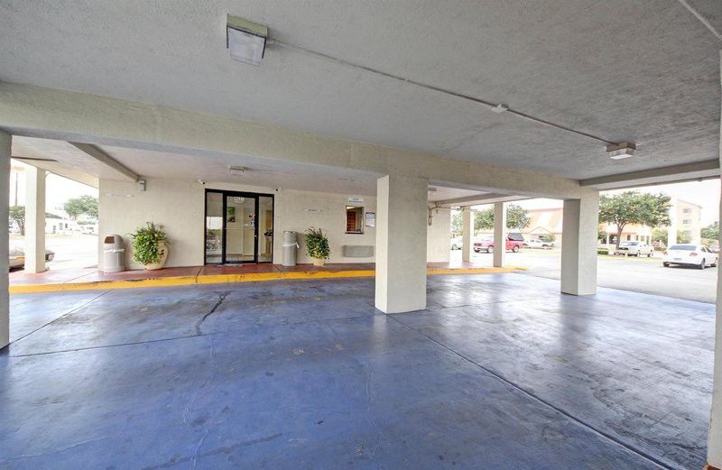 Red Roof Inn San Antonio Northeast - Rittiman Rd Εξωτερικό φωτογραφία
