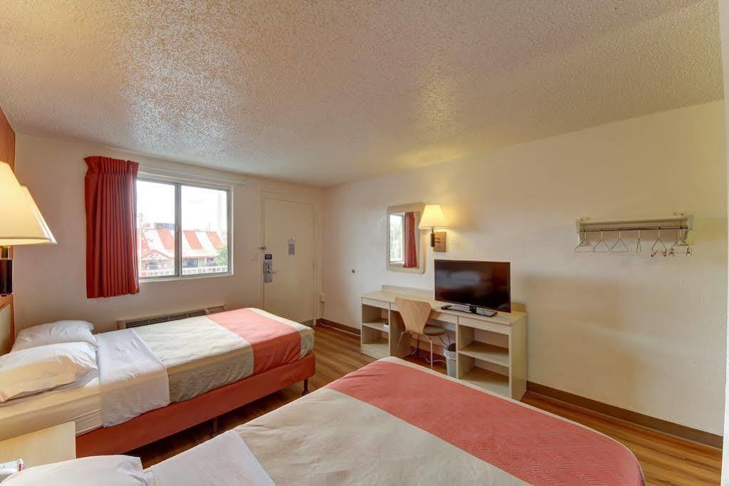 Red Roof Inn San Antonio Northeast - Rittiman Rd Εξωτερικό φωτογραφία